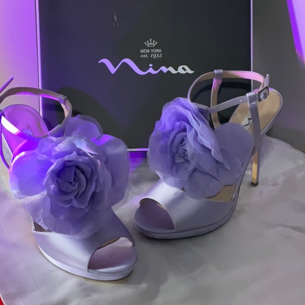 *NIB* Nina “Brijida” Royal Lilac Crystal Satin Heels - Size 10